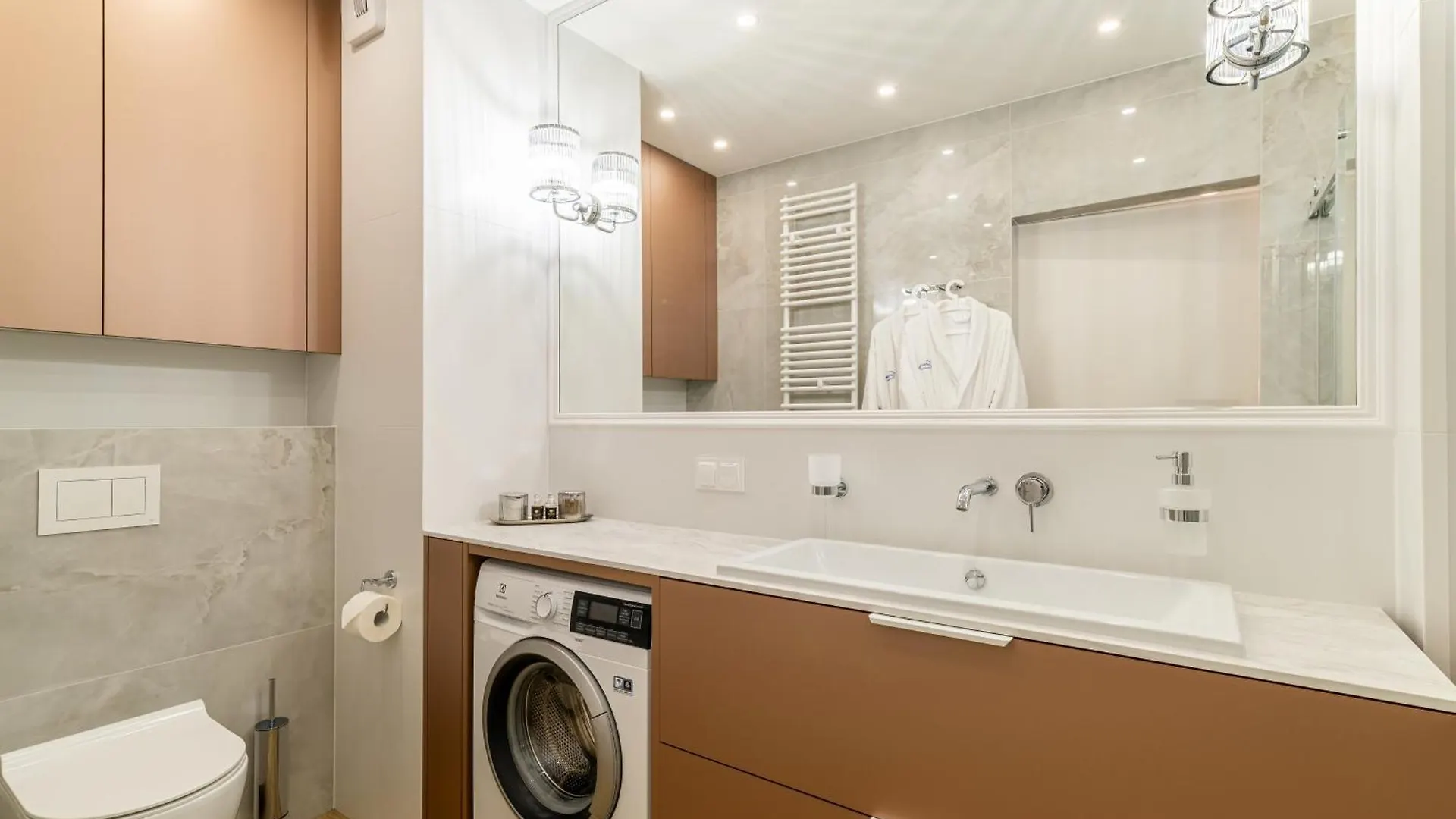 Seaway Apartments - Atlantis - Kolobrzeg Kasprowicza 20C 0*,  Poland